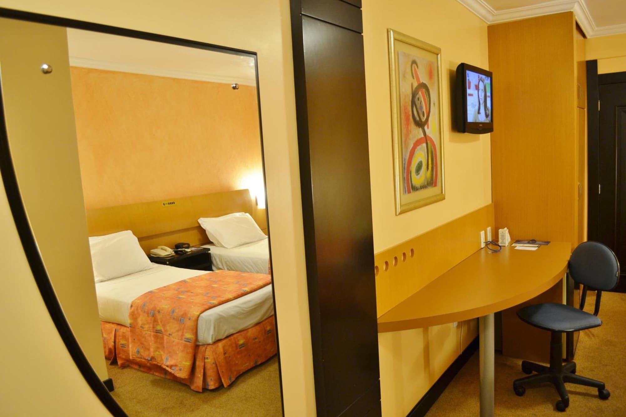 Itatiaia Hotel Passo Fundo Extérieur photo